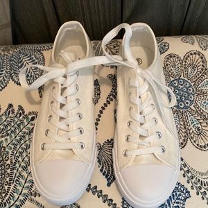 Faux Leather White Lace Up Sneakers